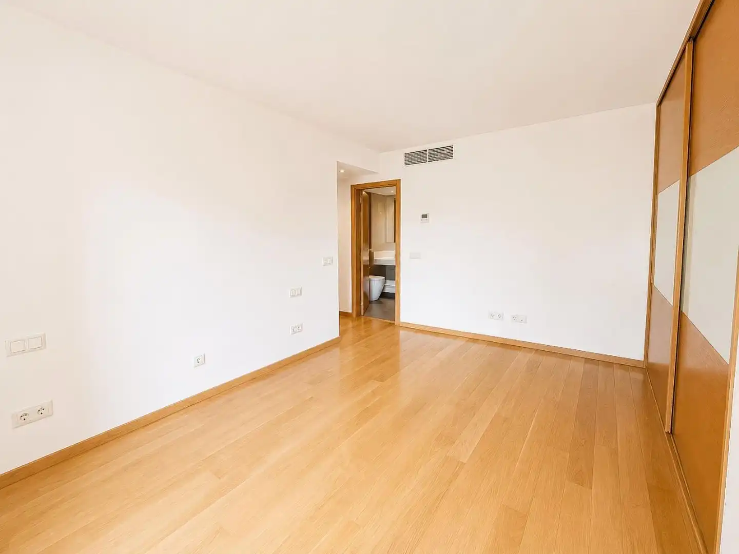 Wohnung zum Verkauf in Camí de Gènova, 108, Palma de Mallorca Schlafzimmer von Wohnung zum Verkauf in Palma de Mallorca mit Klimaanlage, Terrasse und Schwimmbad