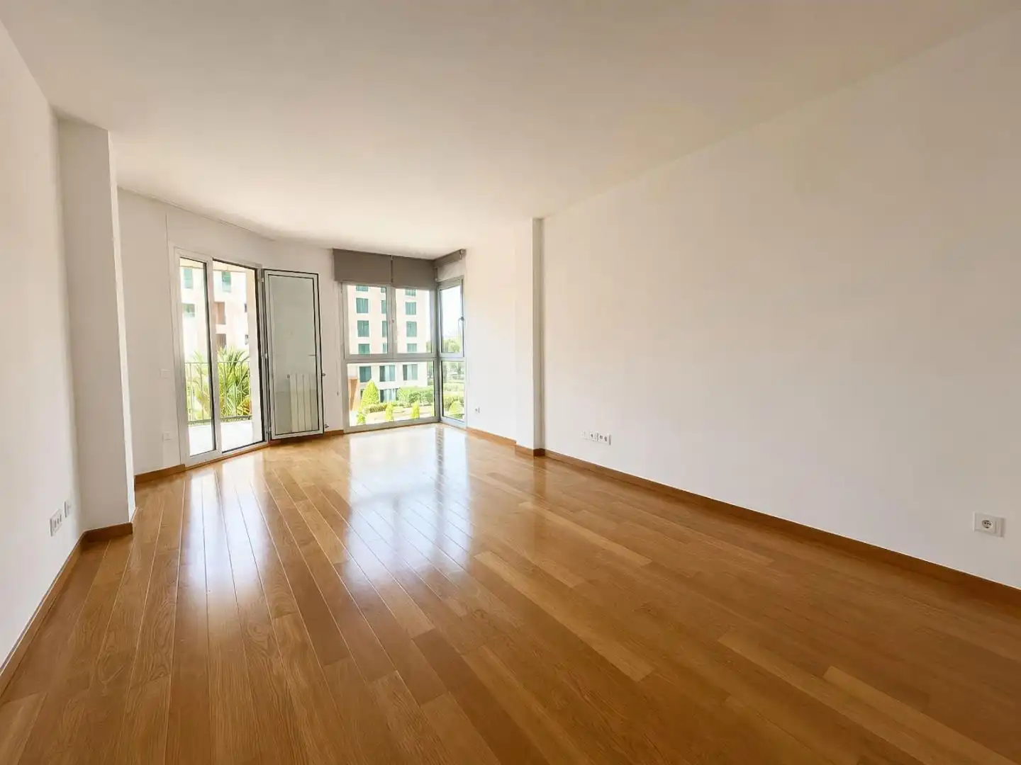 Wohnung zum Verkauf in Camí de Gènova, 108, Palma de Mallorca Wohnzimmer von Wohnung zum Verkauf in Palma de Mallorca mit Klimaanlage, Terrasse und Schwimmbad