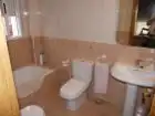 Piso de alquiler en Calle Maestre Juan de Secaduras, 2, Hervencias Baño de Piso de alquiler en Ávila con Calefacción, Parquet y Terraza