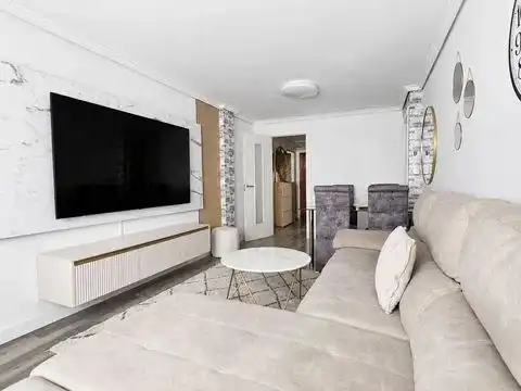 Flat for sale in Avenida de San Jorge, 81, San Jorge Living room of Flat for sale in Pamplona / Iruña with Balcony