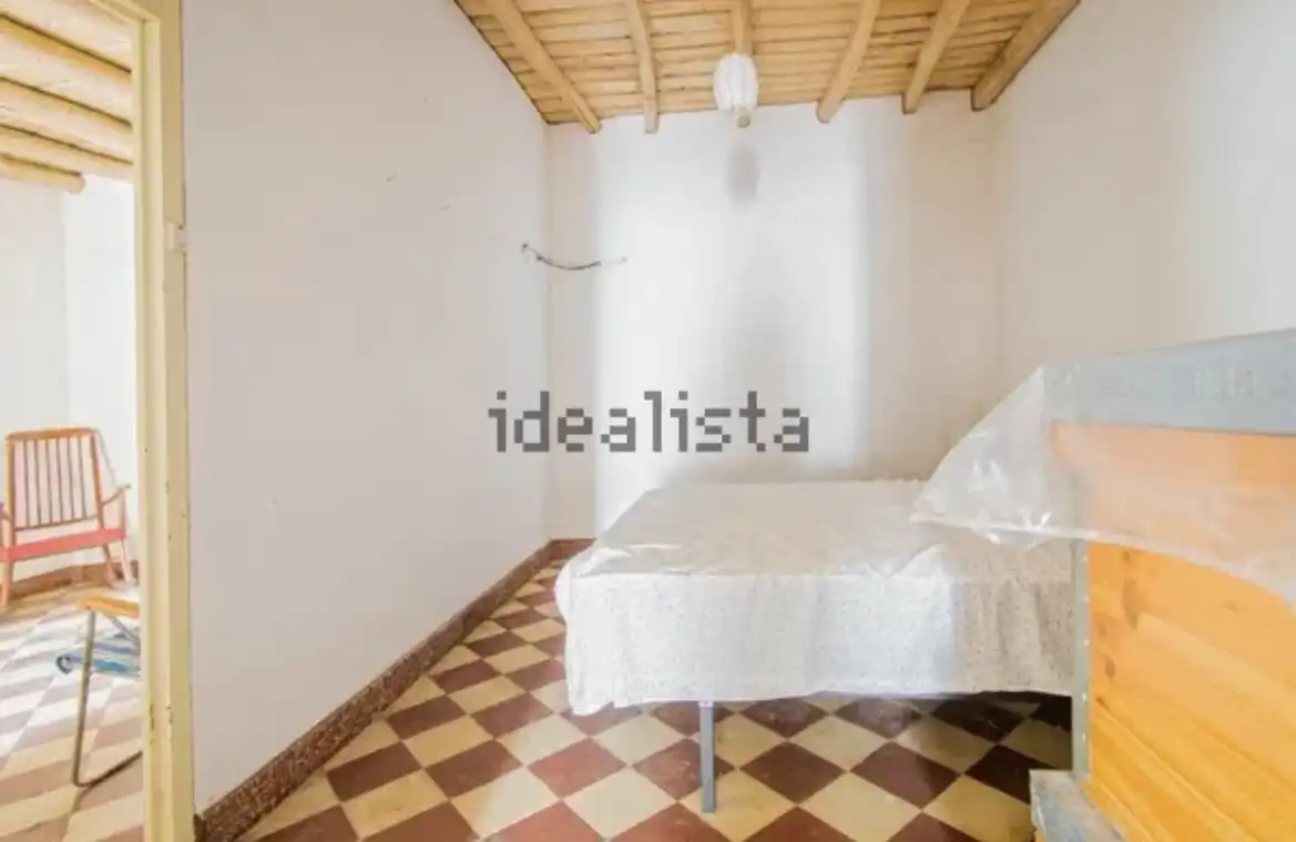 Dormitori de Casa o xalet en venda en Almadén de la Plata amb Terrassa
