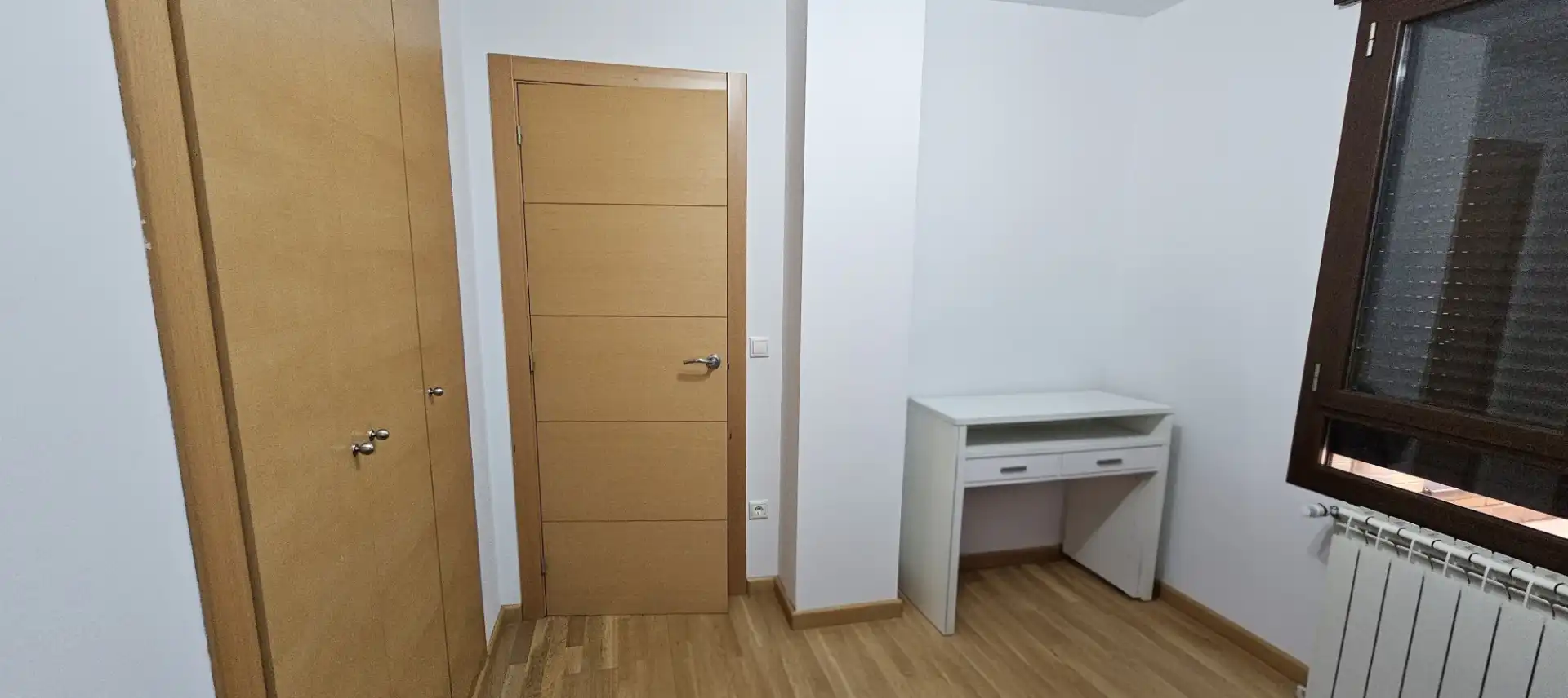 Piso en venta en SO-920, 12, San Leonardo de Yagüe Habitación de Piso en venta en San Leonardo de Yagüe con Calefacción, Parquet y Trastero