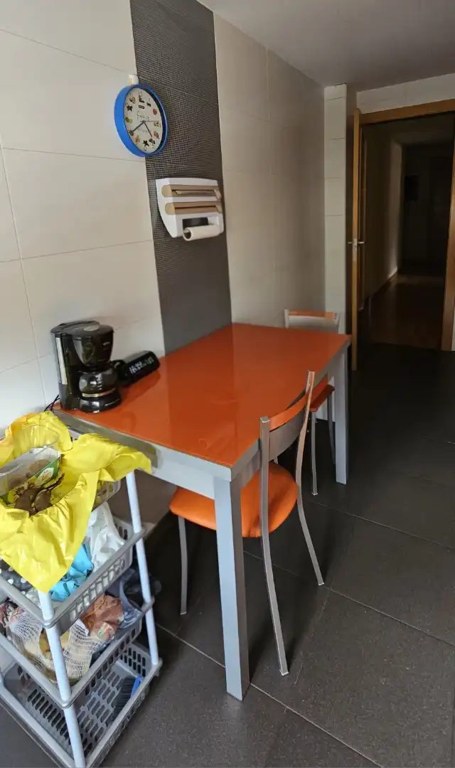 Piso en venta en SO-920, 12, San Leonardo de Yagüe Comedor de Piso en venta en San Leonardo de Yagüe con Calefacción, Parquet y Trastero