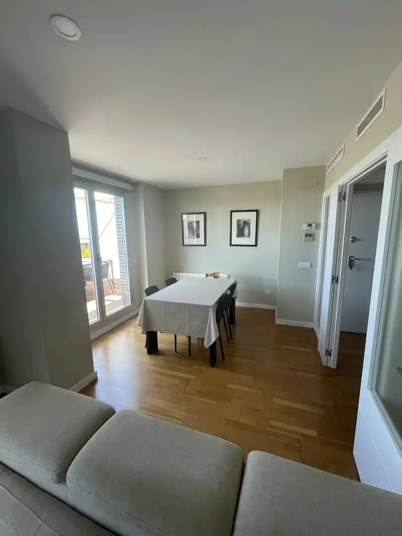 Menjador de Àtic de lloguer en Valencia amb Aire condicionat, Calefacció i Parquet