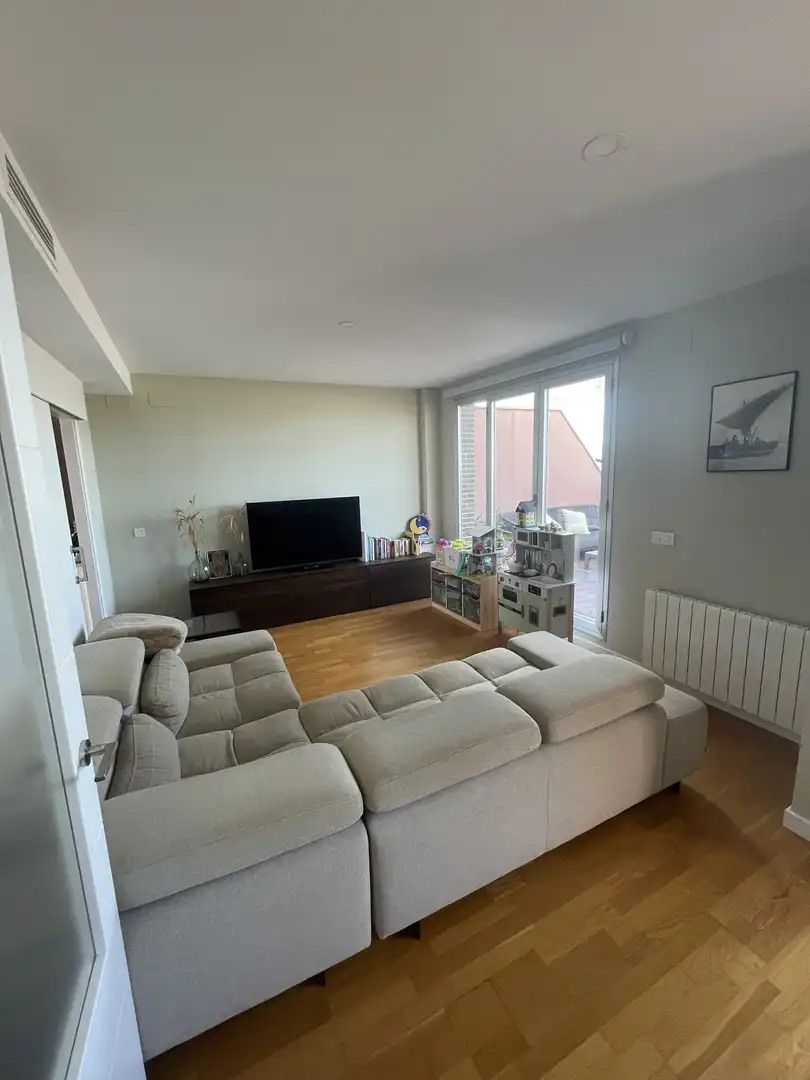 Sala d'estar de Àtic de lloguer en Valencia amb Aire condicionat, Calefacció i Parquet