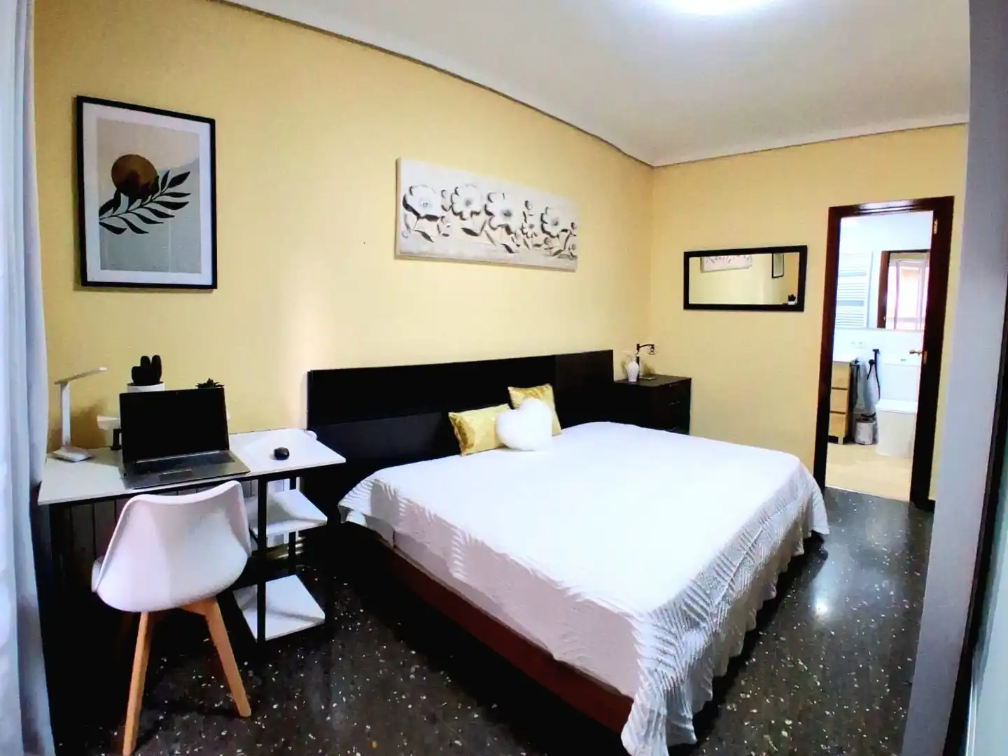 Room in Calle Nuestra Señora de Araceli, 1, Estación