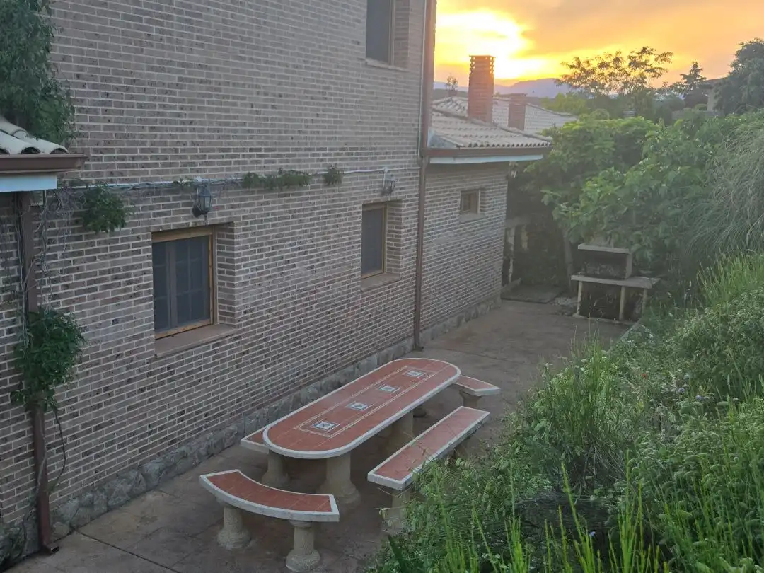 Houses for sale in Calle Coruña, 32, Pedrezuela Terrace of Houses for sale in Pedrezuela with Air Conditioner, Terrace and Swimming Pool