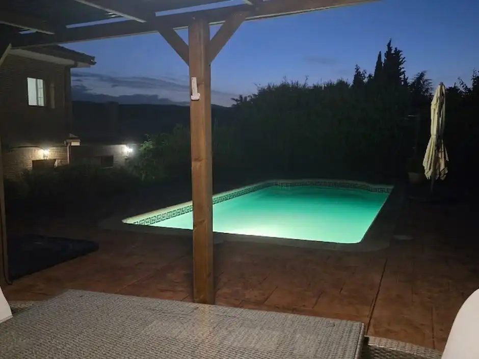 Houses for sale in Calle Coruña, 32, Pedrezuela Swimming pool of Houses for sale in Pedrezuela with Air Conditioner, Terrace and Swimming Pool