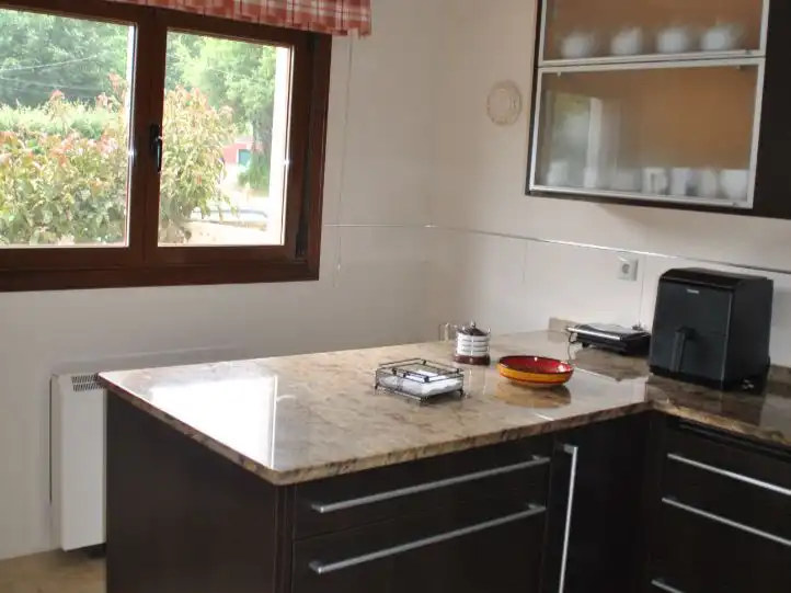 Detached homes for sale in Rúa do Pombal, 2, Darbo Kitchen of Detached homes for sale in Cangas with Private garden, Terrace and Storage room