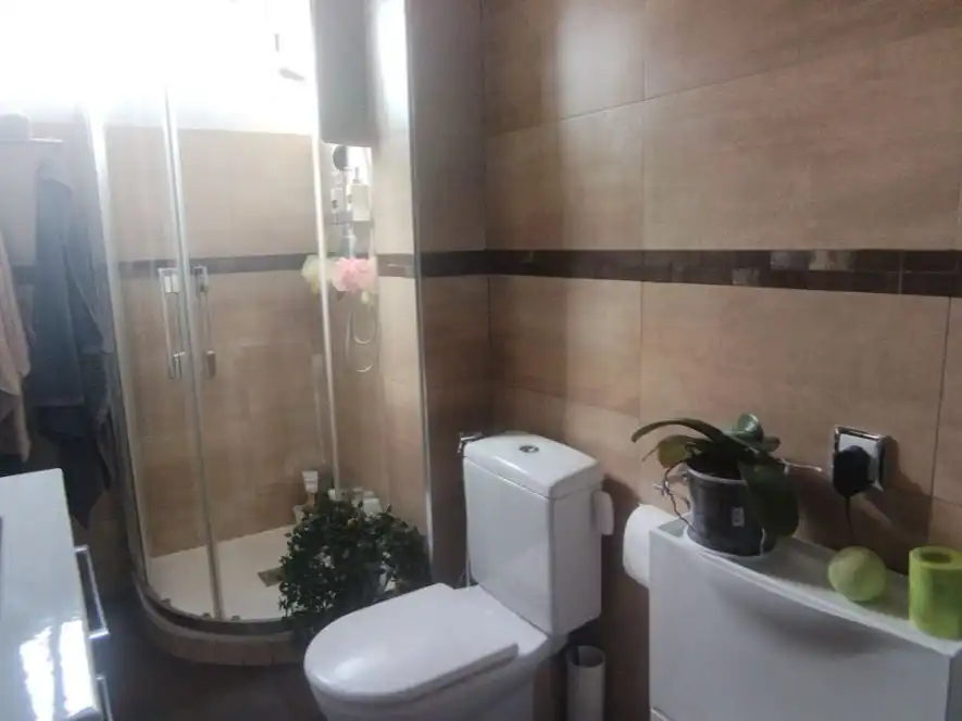 Piso en venta en Carrer D'eduard Toda, 34, Horta Baño de Piso en venta en Barcelona Capital