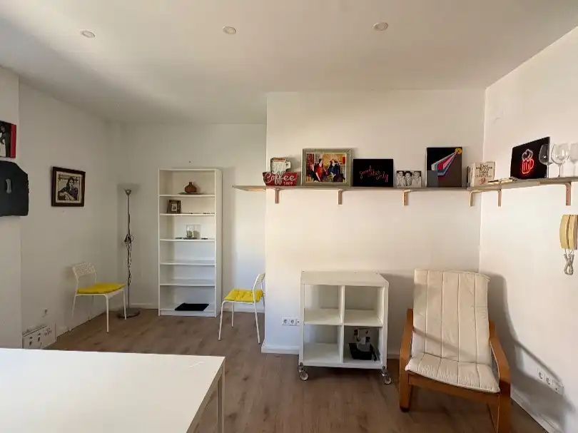 Sala de estar de Estudio de alquiler en Los Palacios y Villafranca con Aire acondicionado, Calefacción y Parquet