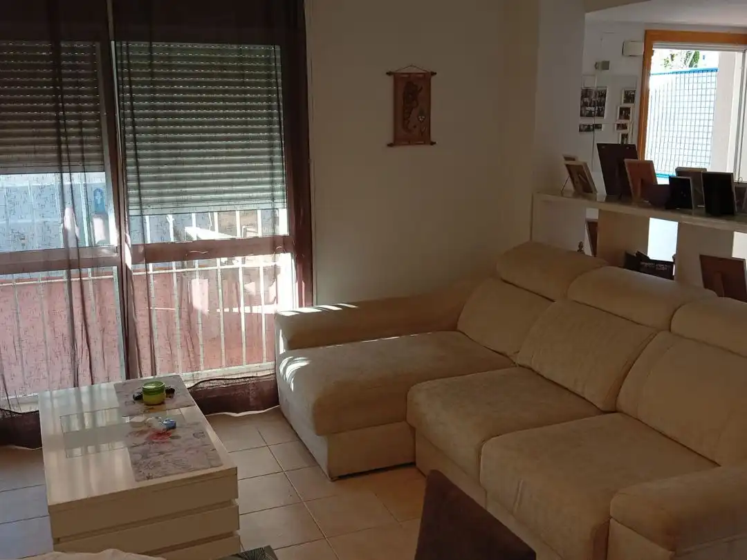 Wohnung zum Verkauf in Calle Ángel Lajarín, 32, Ribera de Molina - Torrealta Wohnzimmer von Wohnung zum Verkauf in Molina de Segura mit Klimaanlage, Terrasse und Möbliert
