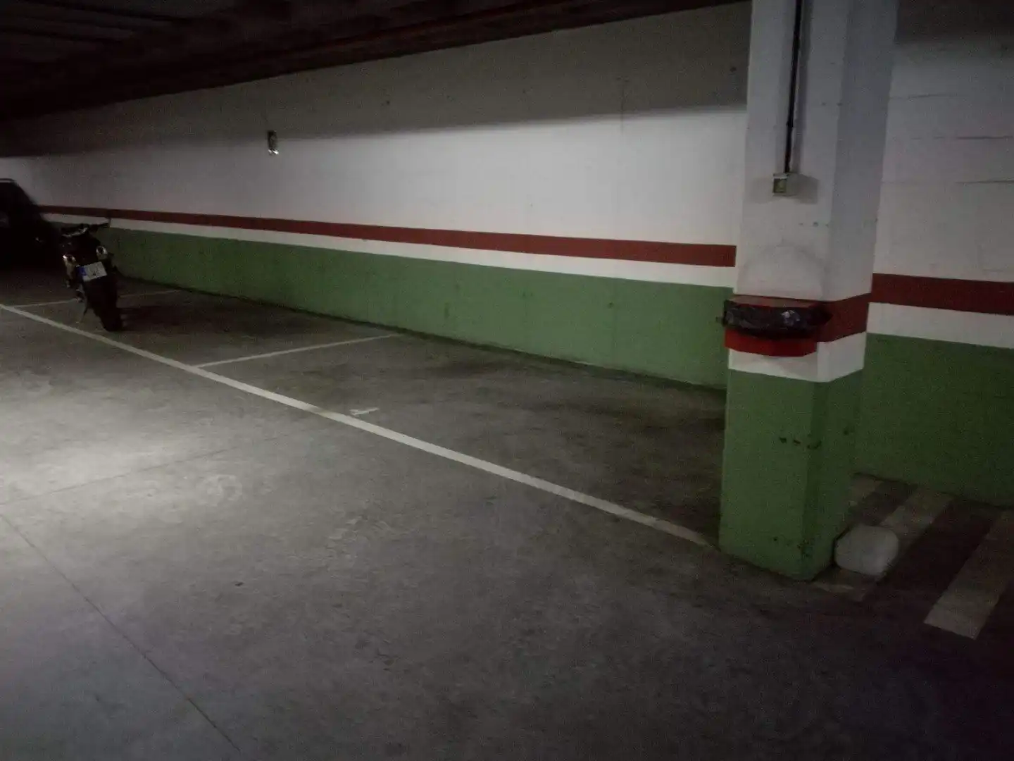 Parking de Garaje de alquiler en Oviedo 