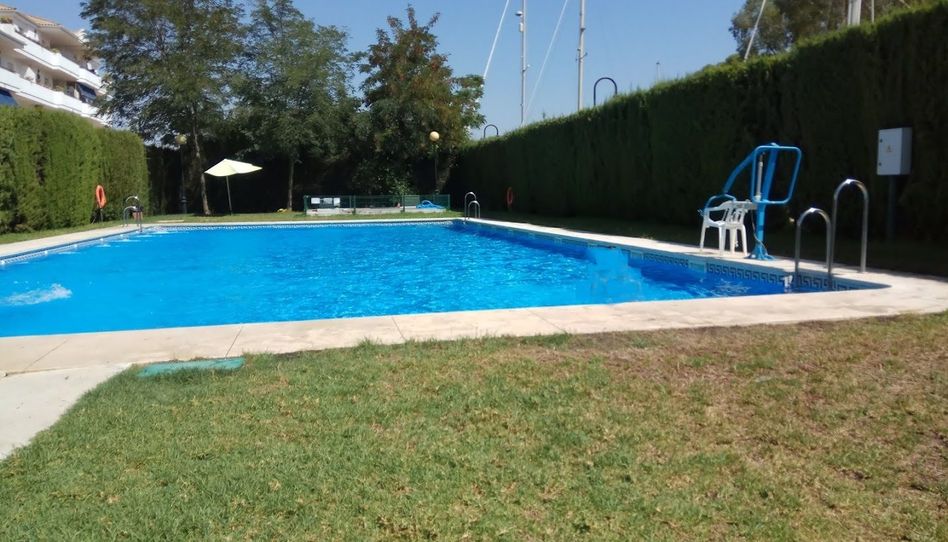 Flat for rent in Calle Teniente Alcalde Rafael Zamora, 1, Gelves, Sevilla - image 1 Photo 1 of Flat for rent in Calle Teniente Alcalde Rafael Zamora, 1, Gelves, Sevilla