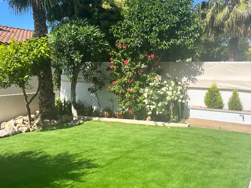 Casa adosada en venda a Carrer de la Sardana, 8, Levantina - Montgavina - Quintmar Jardí de Casa adosada en venda en Sitges amb Aire condicionat, Terrassa i Piscina