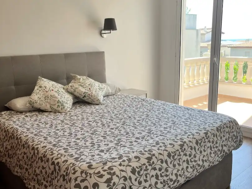 Casa adosada en venda a Carrer de la Sardana, 8, Levantina - Montgavina - Quintmar Dormitori de Casa adosada en venda en Sitges amb Aire condicionat, Terrassa i Piscina