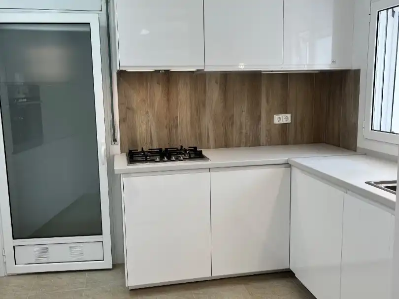Casa adosada en venda a Carrer de la Sardana, 8, Levantina - Montgavina - Quintmar Cuina de Casa adosada en venda en Sitges amb Aire condicionat, Terrassa i Piscina