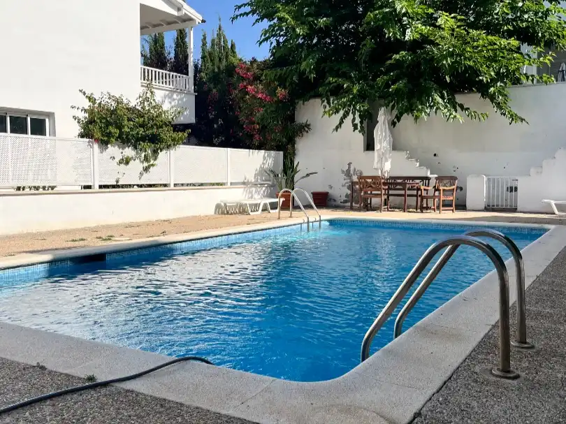 Casa adosada en venda a Carrer de la Sardana, 8, Levantina - Montgavina - Quintmar Piscina de Casa adosada en venda en Sitges amb Aire condicionat, Terrassa i Piscina