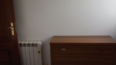 Room in Rúa Rosalía de Castro, 46, Ordes, A Coruña - image 4 Photo 4 of Room in Rúa Rosalía de Castro, 46, Ordes, A Coruña