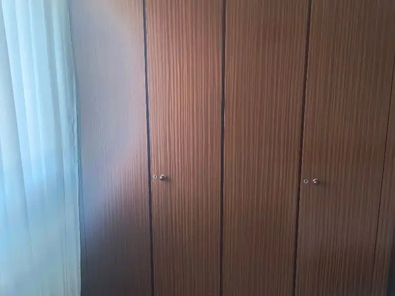 Pis de lloguer a Calle Baleares, 59, Comillas Dormitori de Pis de lloguer en Madrid amb Calefacció, Moblat i Balcó