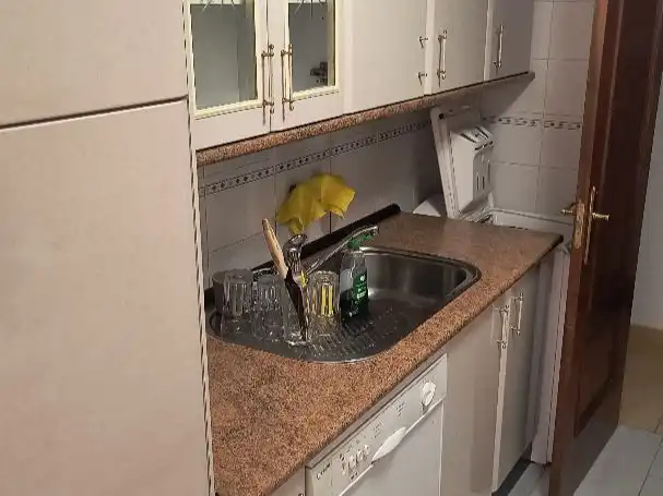 Pis de lloguer a Calle Baleares, 59, Comillas Cuina de Pis de lloguer en Madrid amb Calefacció, Moblat i Balcó