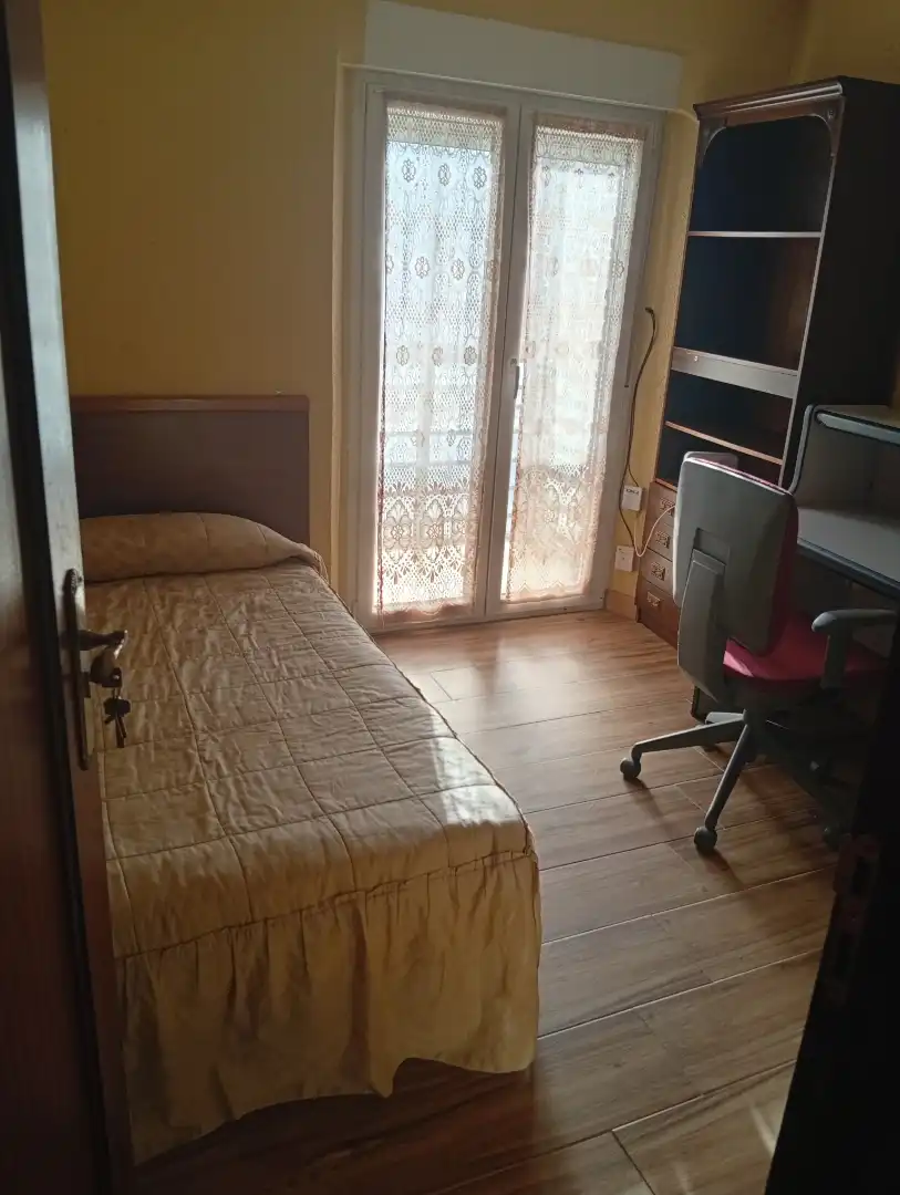 Habitación en Calle Sancho Ordóñez, 3, San Mamés - La Palomera