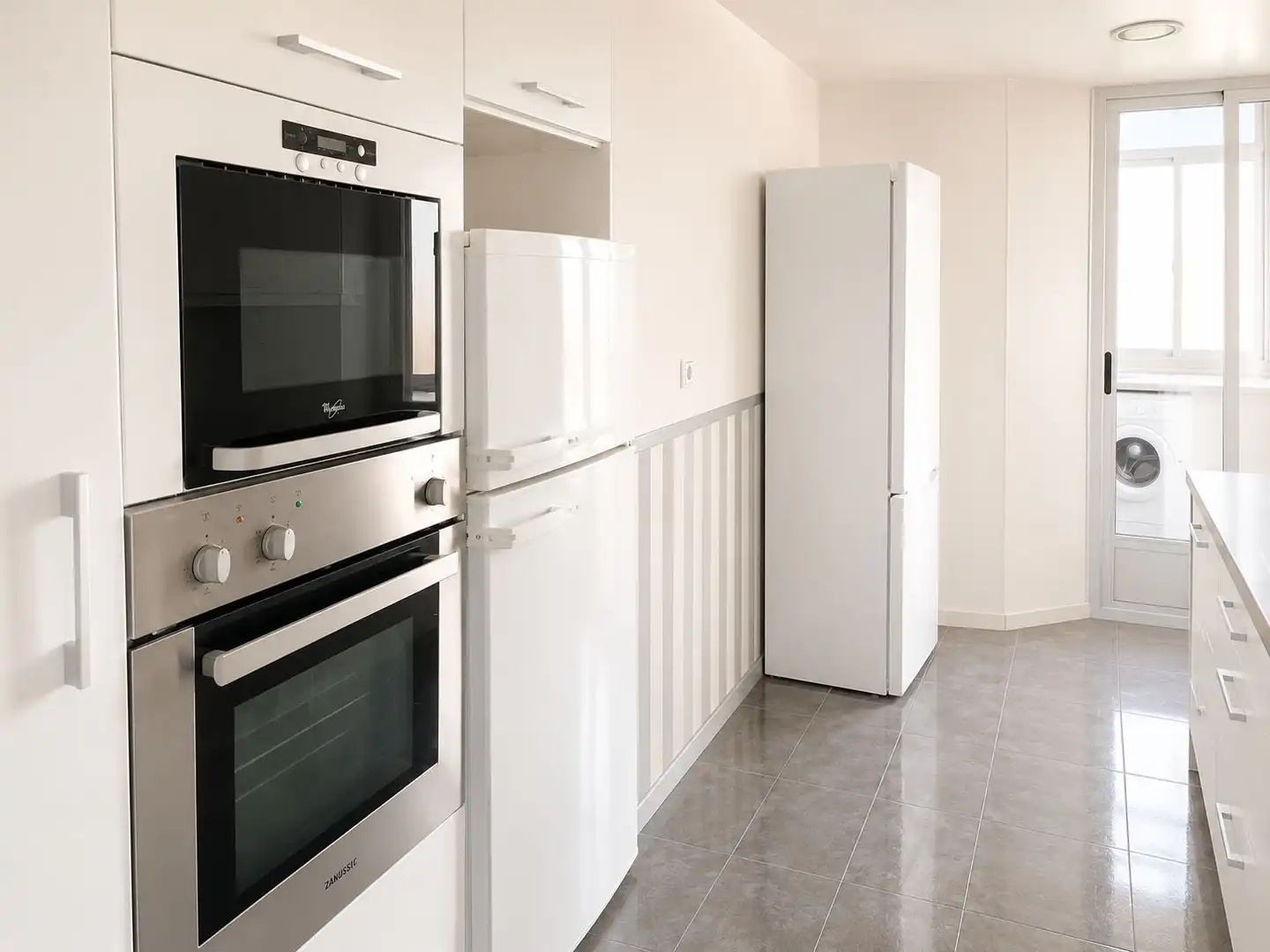 Piso en venta en Calle Barbecho, 31, Huerta del Rey Cocina de Piso en venta en Valladolid Capital con Terraza y Balcón