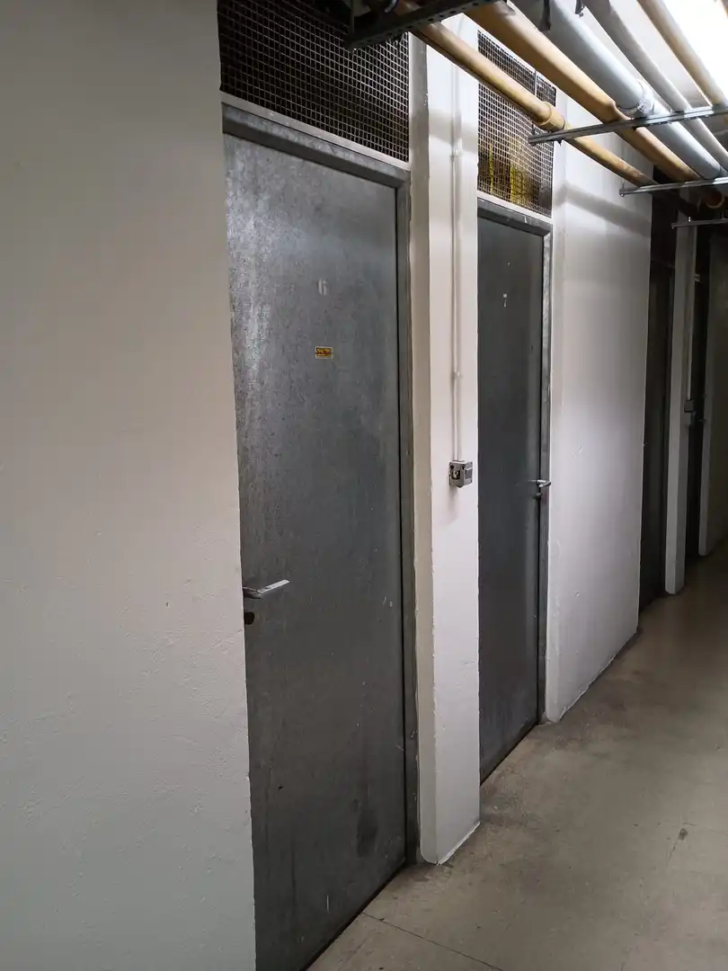 Piso en venta en Calle Barbecho, 31, Huerta del Rey Piso en venta en Valladolid Capital con Terraza y Balcón