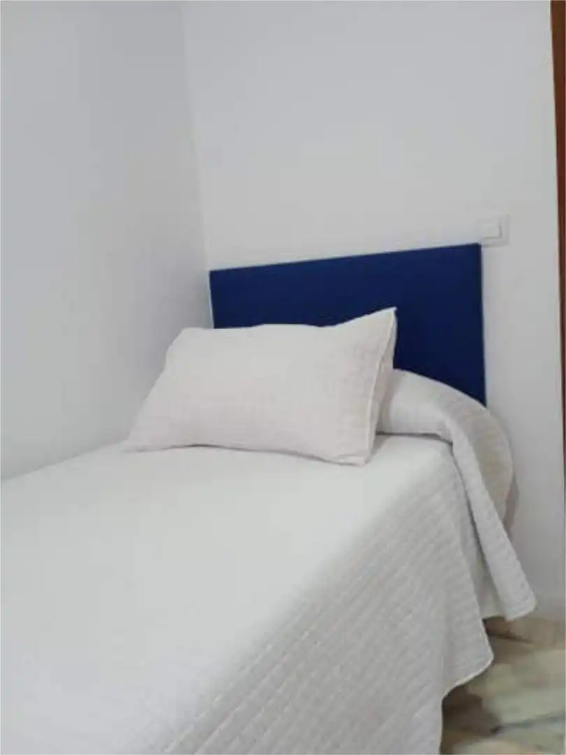 Piso de alquiler en Almodóvar del Río Habitación de Piso de alquiler en Almodóvar del Río