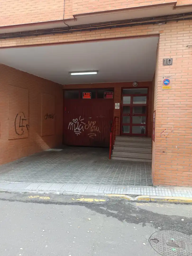 Garage for rent in Calle Antonio García Boiza, 17, Pizarrales Garage for rent in Salamanca