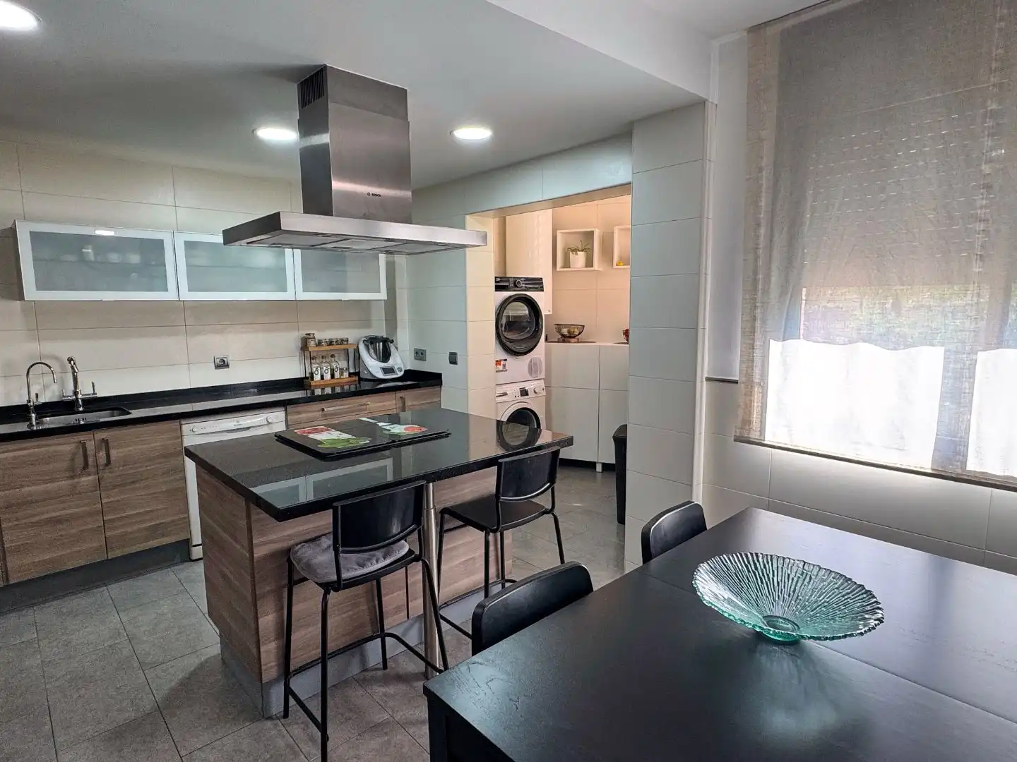 Flat for sale in Avinguda Can Corts, 21, Fontsanta - Fatjó Kitchen of Flat for sale in Cornellà de Llobregat with Terrace and Swimming Pool