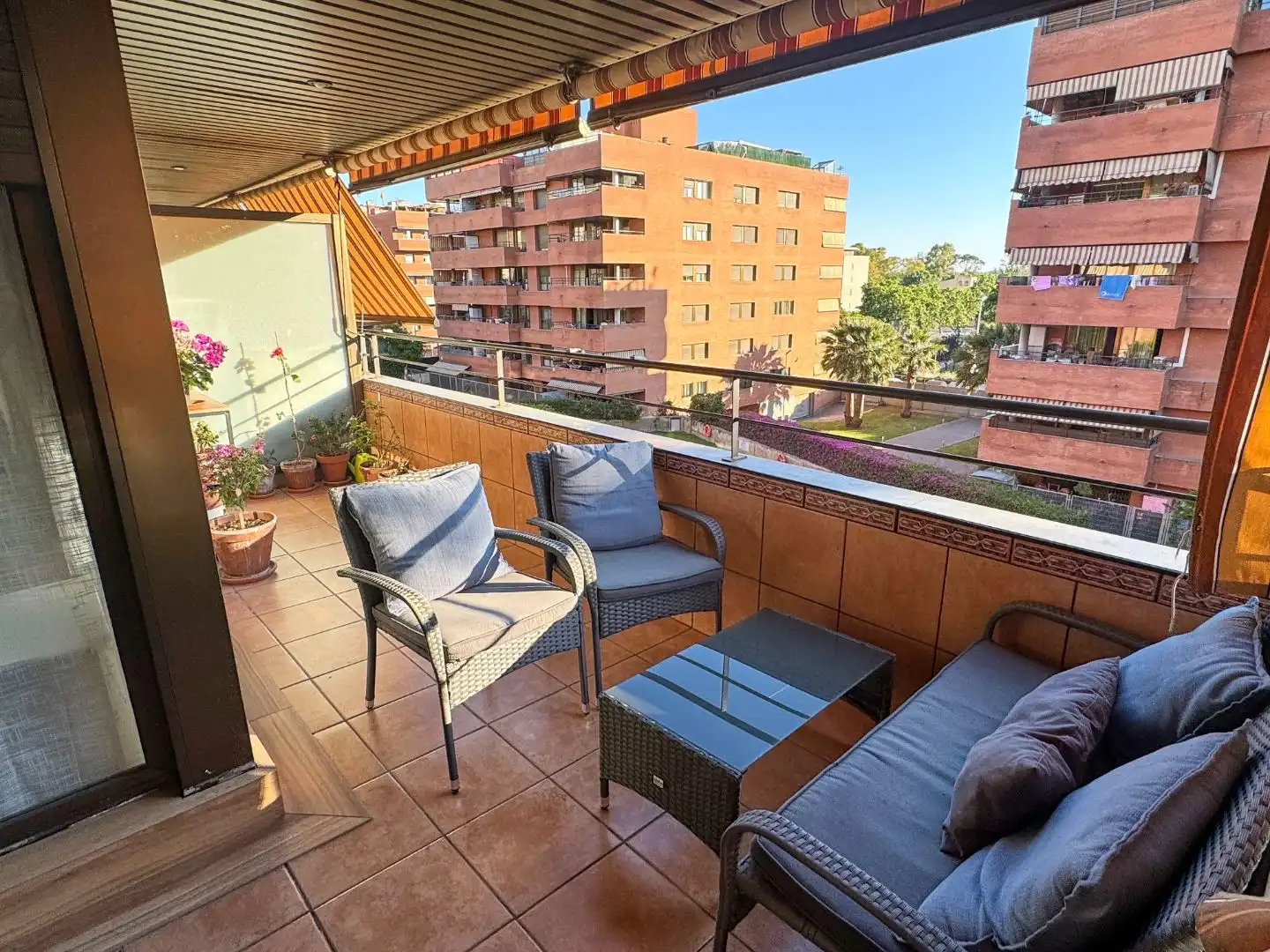 Flat for sale in Avinguda Can Corts, 21, Fontsanta - Fatjó Terrace of Flat for sale in Cornellà de Llobregat with Terrace and Swimming Pool