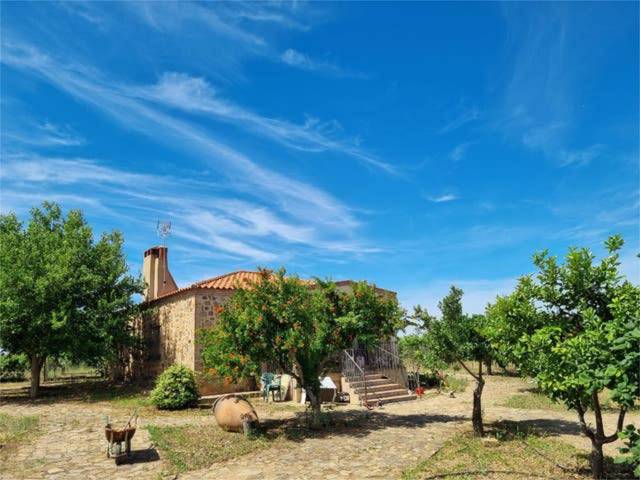 Casa adosada en Venta en Alange