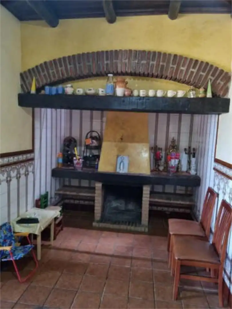 Küche von Einfamilien-Reihenhaus zum Verkauf in Alange mit Privatgarten, Terrasse und Abstellraum