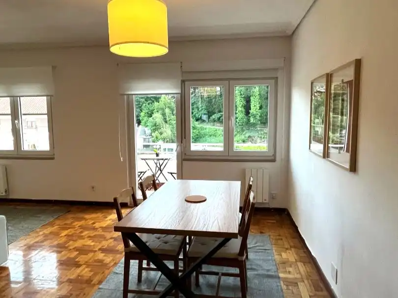 Comedor de Piso de alquiler en Torrelavega  con Calefacción, Terraza y Amueblado