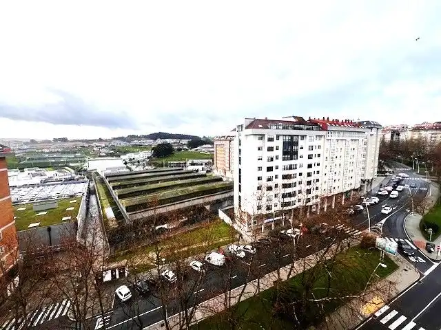 Piso en venta en Rúa Manuel Azaña, 12, Los Rosales Vista exterior de Piso en venta en A Coruña Capital con Calefacción, Parquet y Trastero