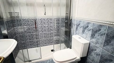 Foto 2 de Piso en venta en Rúa Manuel Azaña, 12, Los Rosales, A Coruña Capital