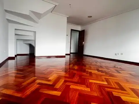 Piso en venta en Rúa Manuel Azaña, 12, Los Rosales Sala de estar de Piso en venta en A Coruña Capital con Calefacción, Parquet y Trastero