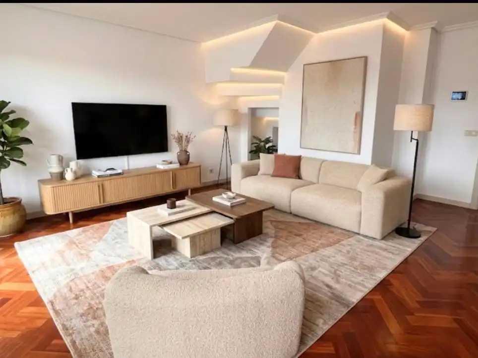 Piso en venta en Rúa Manuel Azaña, 12, Los Rosales Sala de estar de Piso en venta en A Coruña Capital con Calefacción, Parquet y Trastero