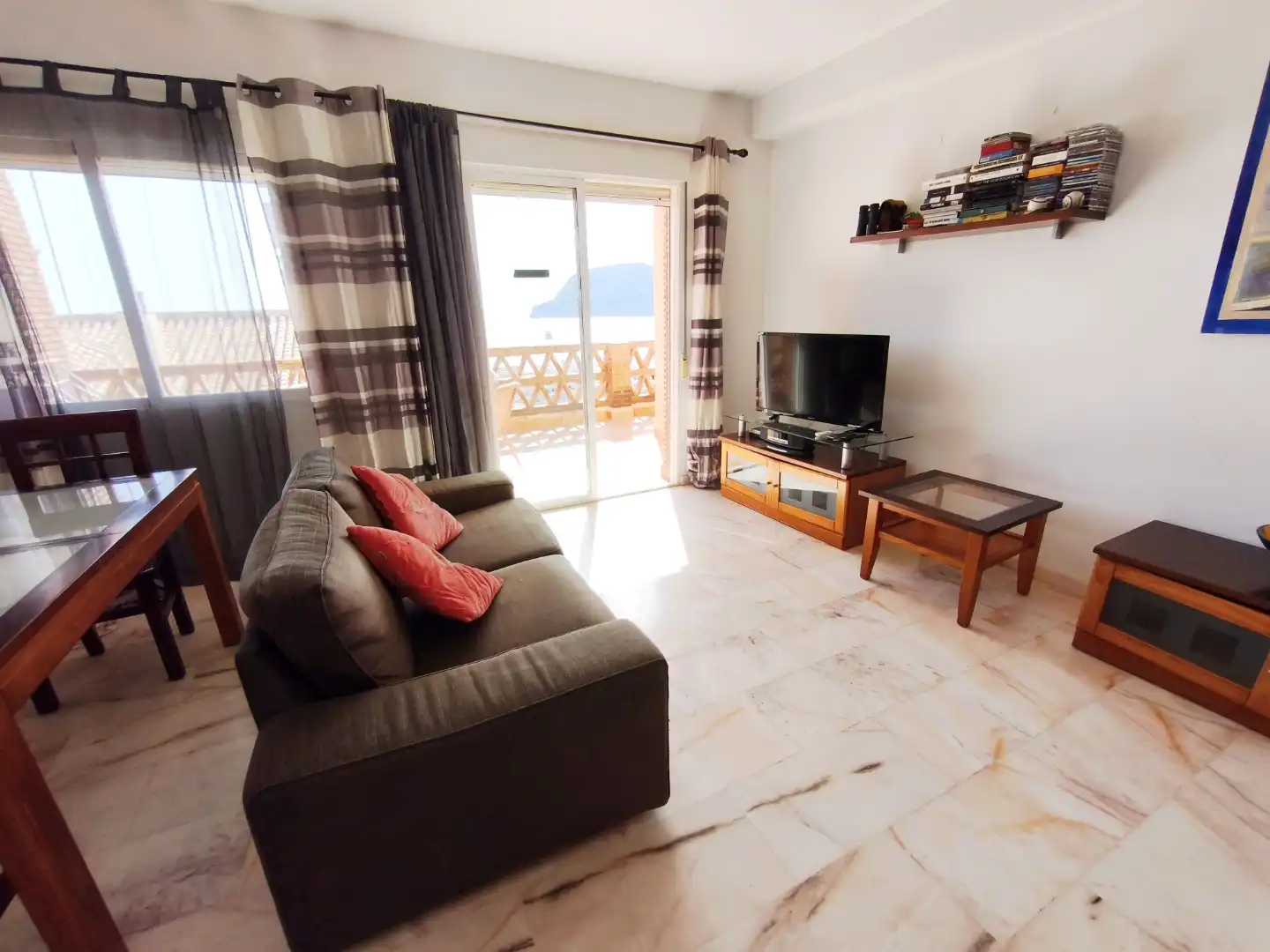 Flat for rent in Calle del Seglar, 13, La Herradura centro