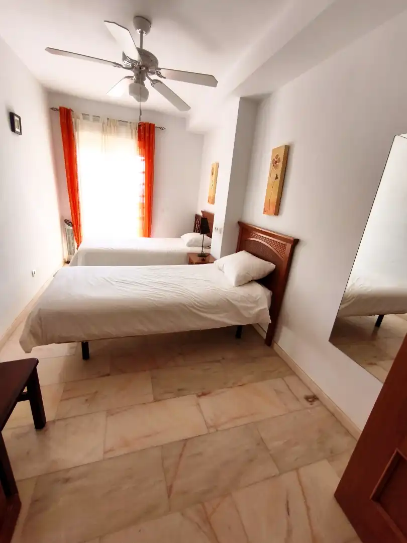 Flat for rent in Calle del Seglar, 13, La Herradura centro