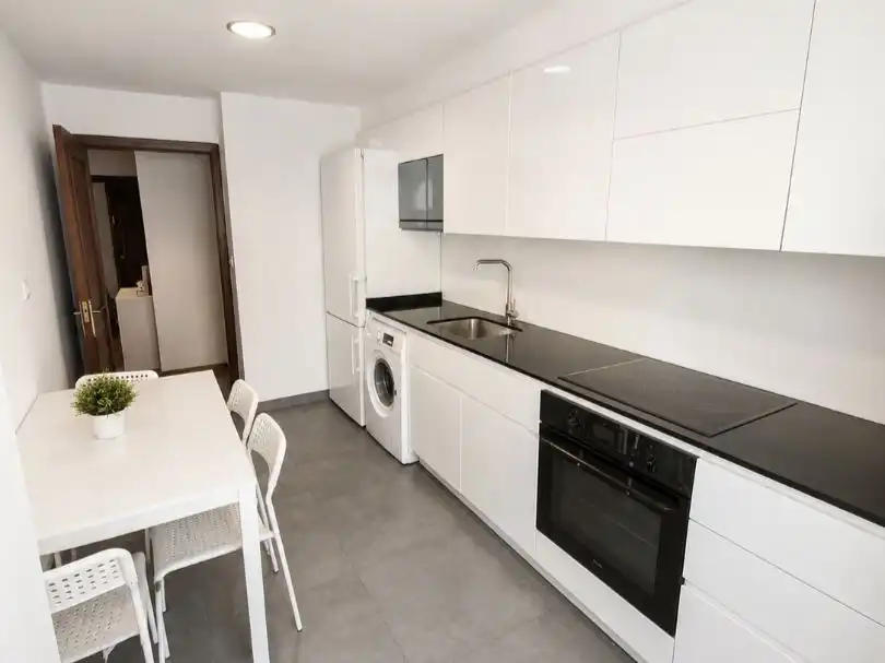 Kitchen of Flat for sale in Ourense Capital   with Air Conditioner and Balcony