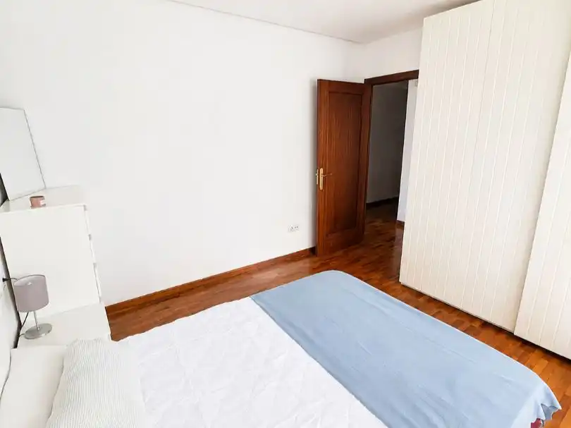 Bedroom of Flat for sale in Ourense Capital   with Air Conditioner and Balcony