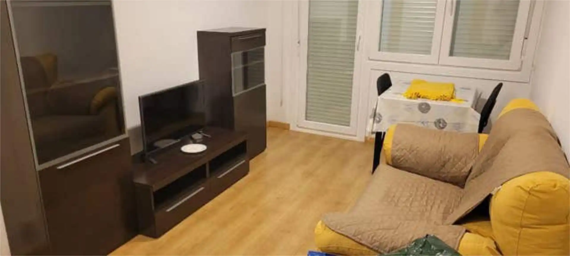 Wohnung zur Miete in O Porriño Wohnzimmer von Wohnung zur Miete in O Porriño mit Terrasse