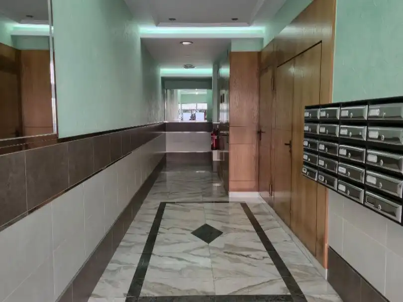 Apartamento en venta en Carballo