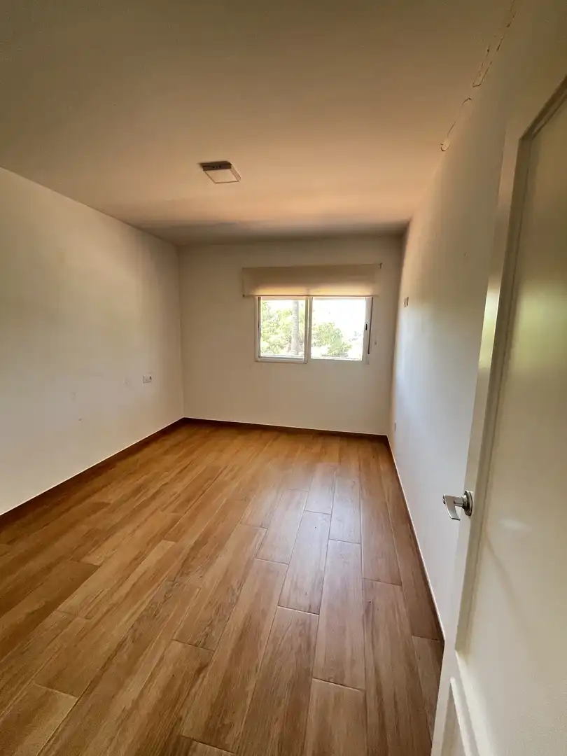 Casa o chalet en venta en Urbanización el Paraíso, 71, San Miguel - El Paraiso Habitación de Casa o chalet en venta en Náquera con Aire acondicionado, Terraza y Piscina