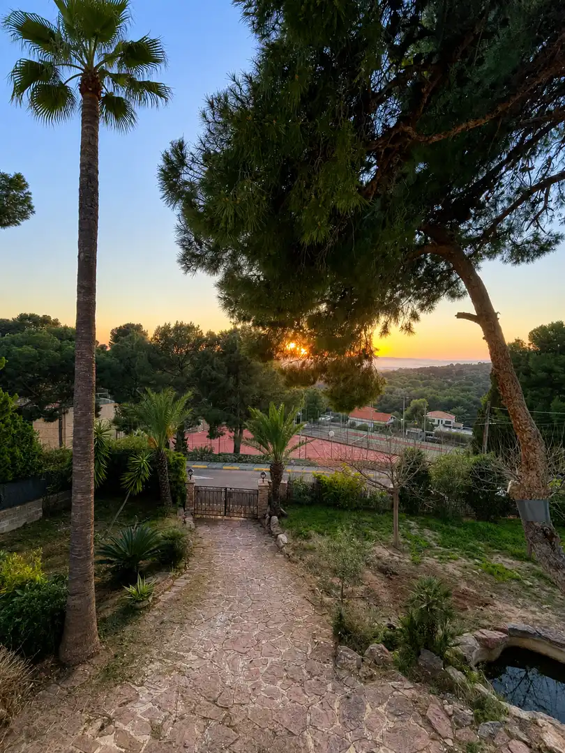 Casa o chalet en venta en Urbanización el Paraíso, 71, San Miguel - El Paraiso Vista exterior de Casa o chalet en venta en Náquera con Aire acondicionado, Terraza y Piscina