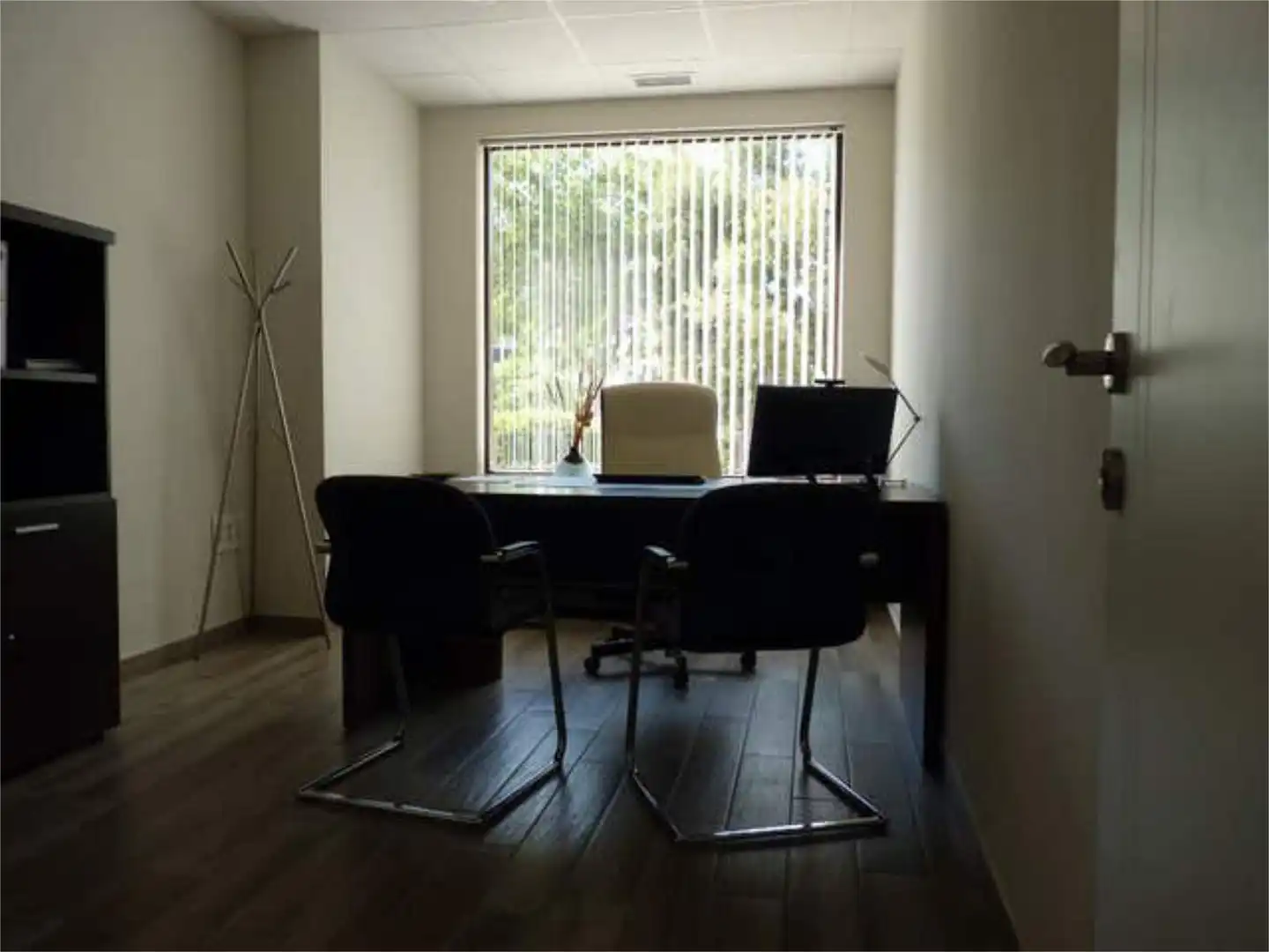 Office for rent in El Tejar - Hacienda Bizcochero Office for rent in Málaga with Air Conditioner