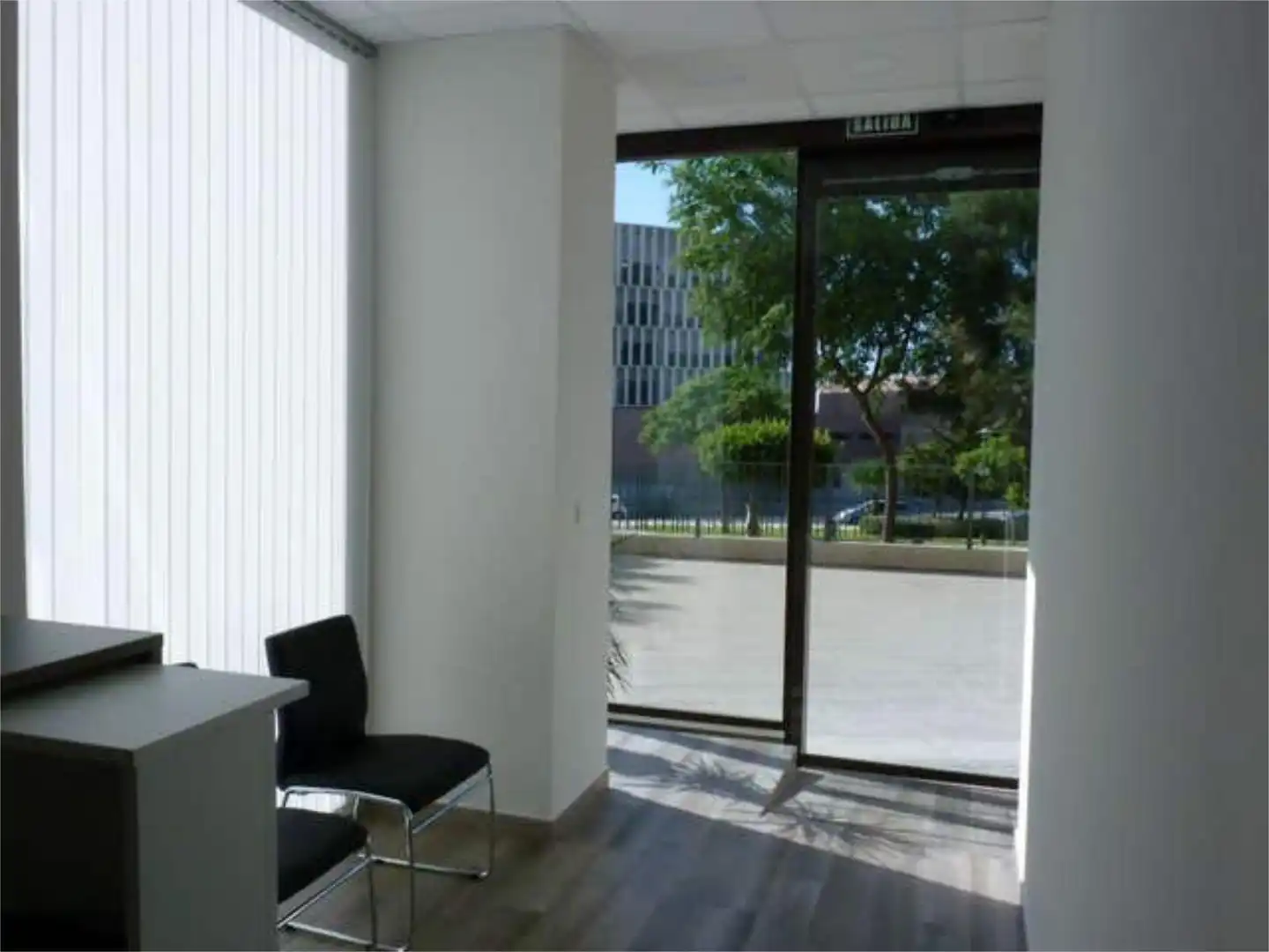 Office for rent in El Tejar - Hacienda Bizcochero Office for rent in Málaga with Air Conditioner