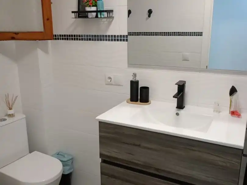 Piso en venta en Calle Jorge Juan, 10, San Fulgencio Baño de Piso en venta en San Fulgencio con Aire acondicionado, Terraza y Trastero